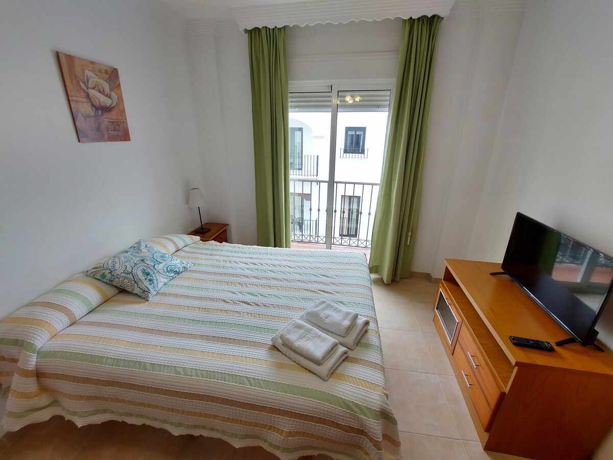 Estudio céntrico en Nerja con balcón 2A