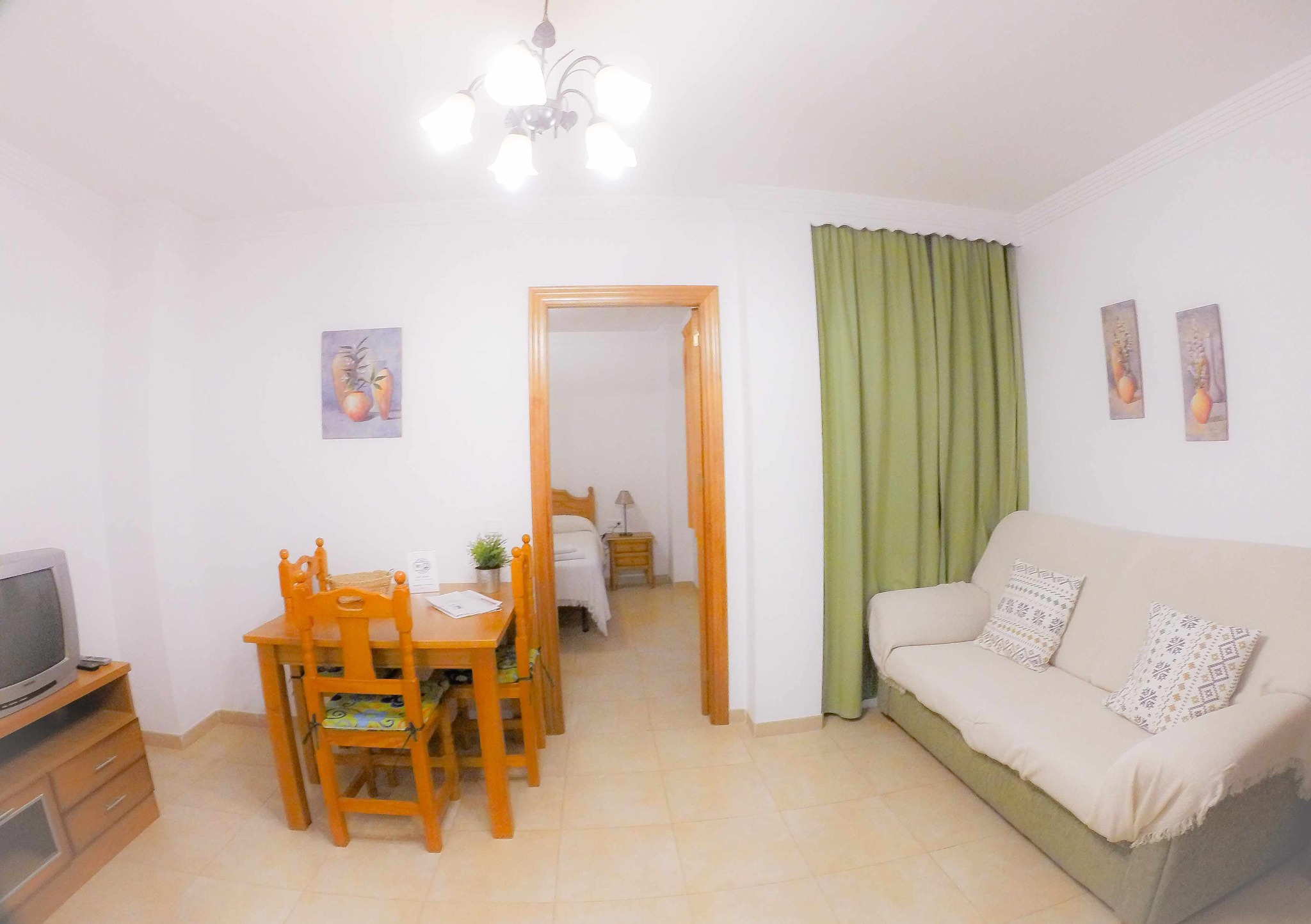 Apartamento con terraza comunitaria en Nerja 2C