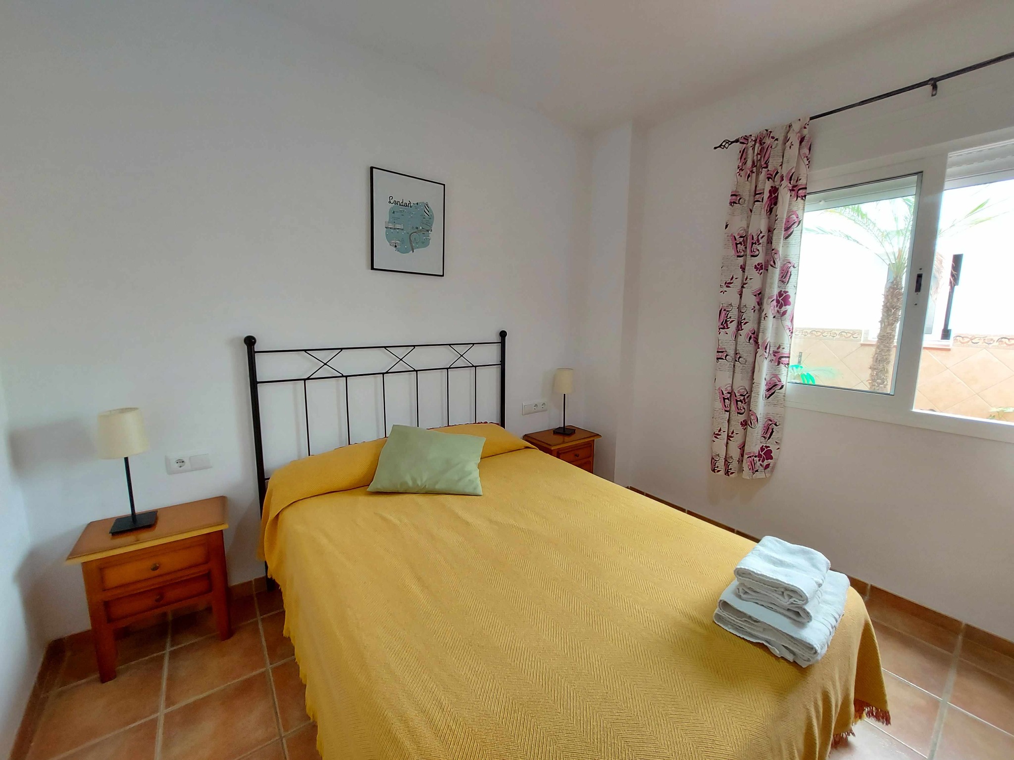 Habitación semisótano con baño privado en Nerja B4