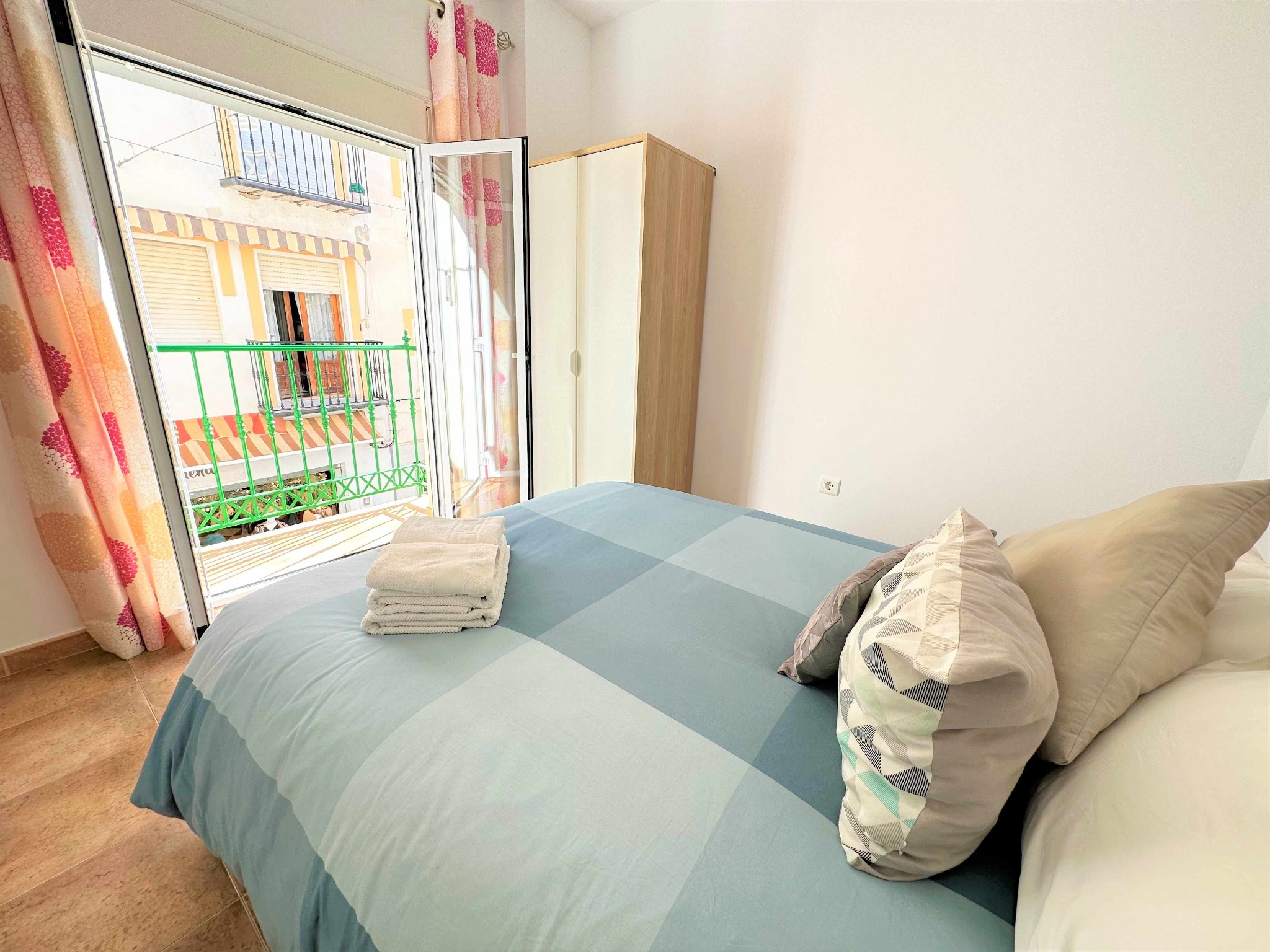 Apartamento con balcón junto al Balcón de Europa MB